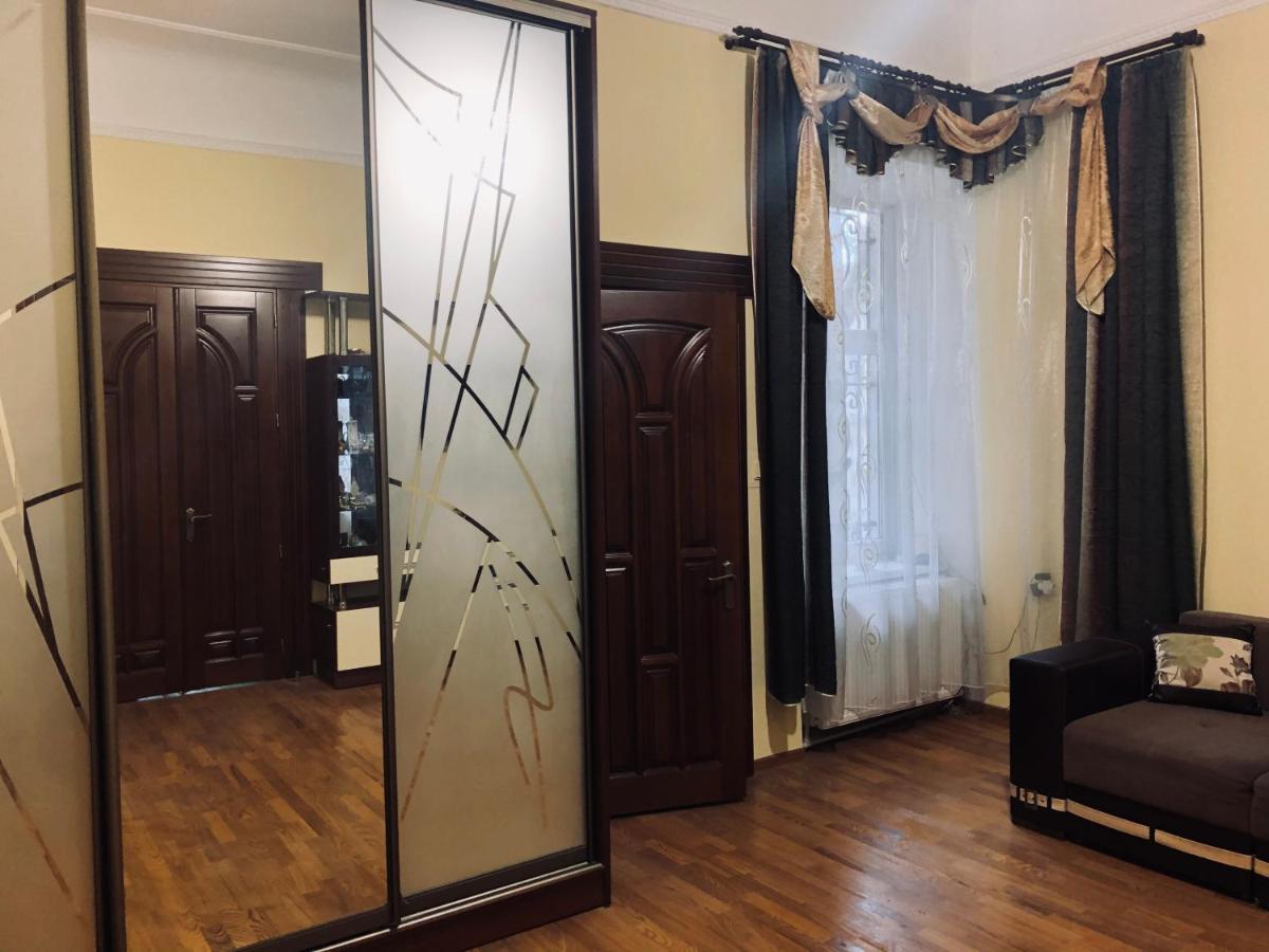 У Богдана Lviv Kültér fotó